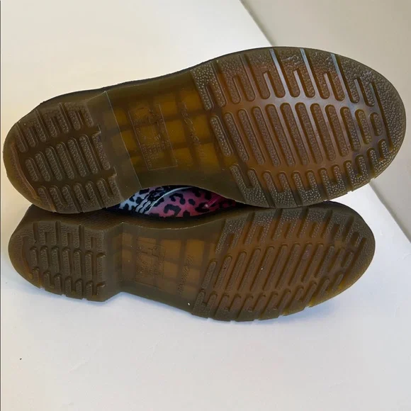 Dr. Martens Leopard Print Boots with Pink Laces - Picture 7 of 8
